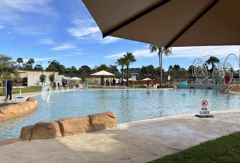 Billabong Parklands_Public Pool